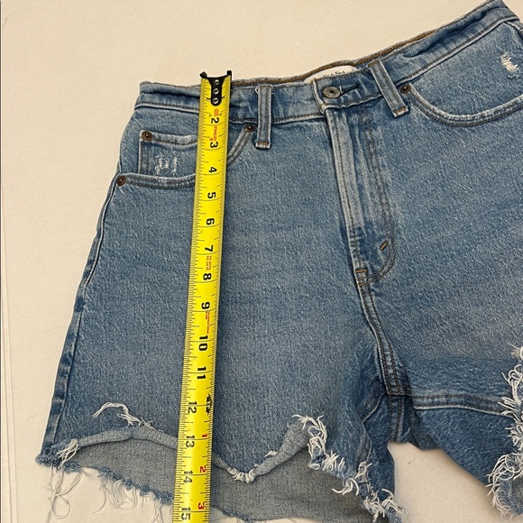 ABERCROMBIE & FITCH THE DAD SHORT HIGH RISE CURVE LOVE SIZE 28/6 - Picture 11 of 12